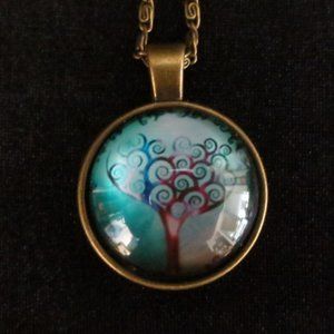 New World Glass Necklace Colorful Tree of Life Cabochon Pendant Brass Unisex 18"